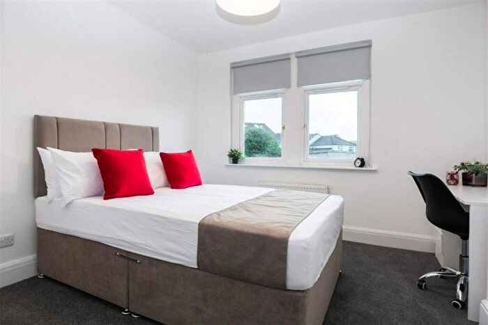 4 Bedroom House To Rent In Downend Road, Bristol, BS15