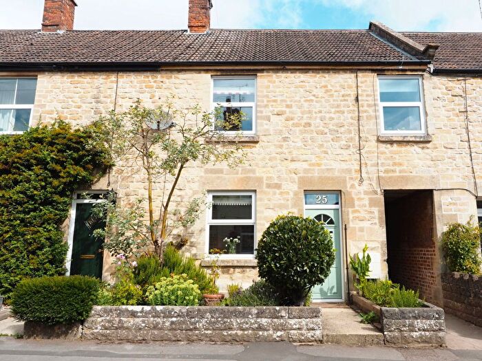 3 Bedroom Terraced House For Sale In Victoria Terrace, Calne, SN11