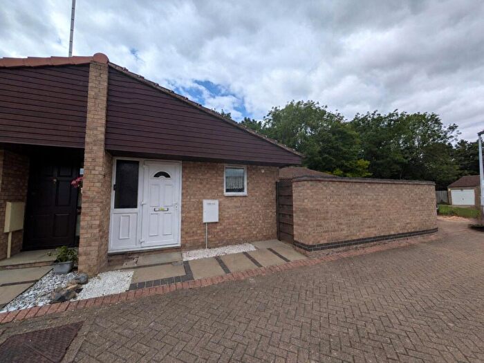 3 Bedroom Bungalow To Rent In Finchfield, Peterborough, Cambridgeshire, PE1