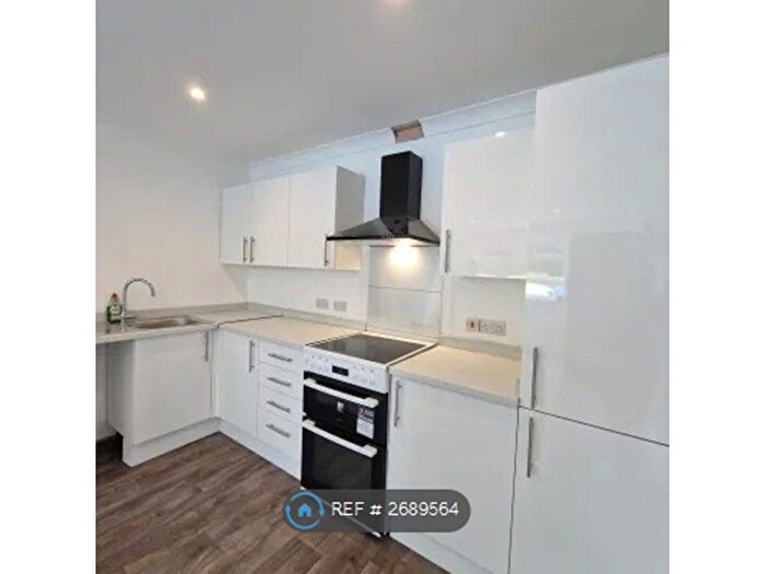 1 Bedroom Flat To Rent In Park Avenue Court, Barnsley, S70