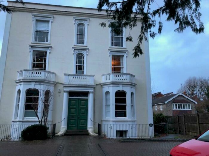 2 Bedroom Flat To Rent In Alma Road, Clifton, Bristol, BS8