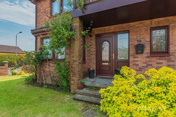 4 Bedroom Detached House For Sale In Carmichael Place, Coalsnaughton, FK13