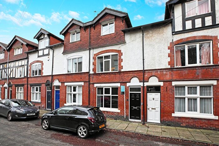 4 Bedroom Terraced House To Rent In Hawthorn Mount, Leeds, West Yorkshire, Uk, LS7