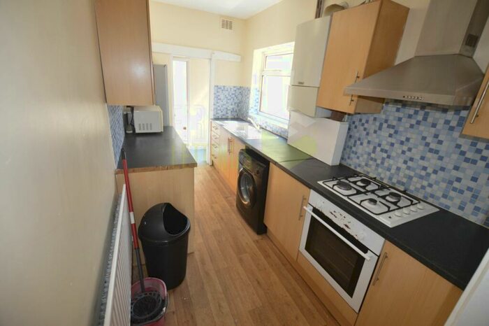 4 Bedroom Terraced House To Rent In Wilberforce Road, West End, LE3