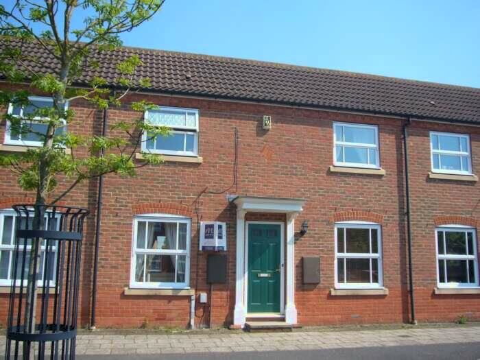 2 Bedroom Terraced House To Rent In Home Field, *Check Out Our Virtual Tour*, HP19
