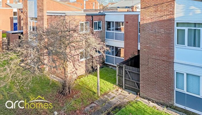 1 Bedroom Flat For Sale In Brooklands Avenue, Atherton, Manchester, M46