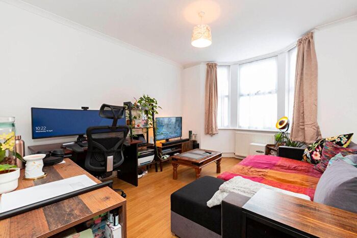1 Bedroom Apartment To Rent In Riffel Road, London, NW2