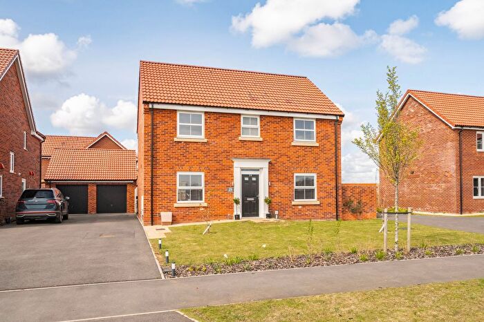 4 Bedroom Detached House For Sale In Edwards Road, Postwick, NR13