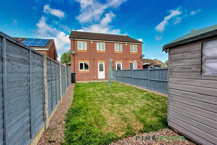 3 Bedroom Semi-Detached House For Sale In Gower Crescent, Loundsley Green, Chesterfield, Derbyshire, S40