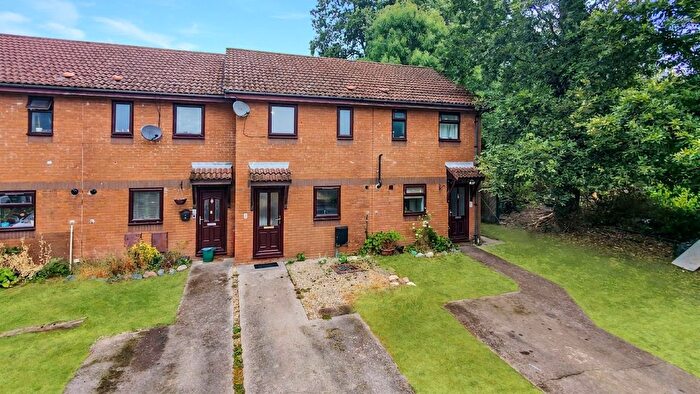 2 Bedroom Terraced House For Sale In School Street, Llanbradach, CF83
