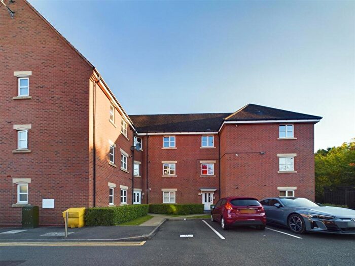 2 Bedroom Apartment To Rent In , Middlewood Close Solihull, B91