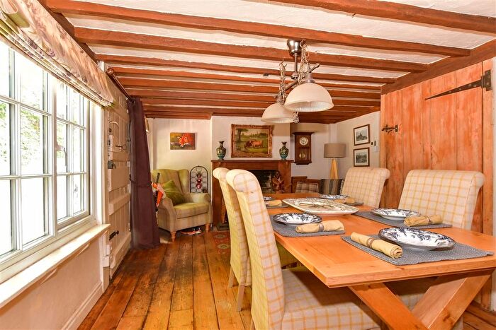 3 Bedroom Cottage For Sale In Newnham Lane, Eastling, Faversham, Kent, ME13