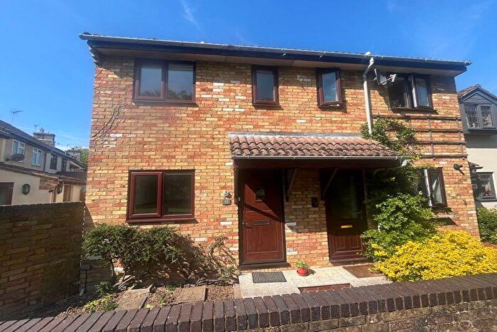 2 Bedroom House To Rent In The Green, Harrold, MK43