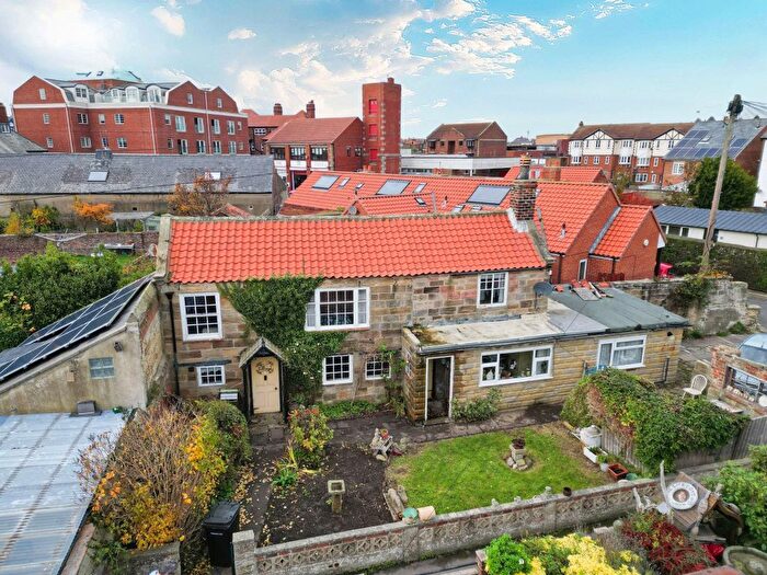 3 Bedroom Cottage For Sale In The Cottage, St.Hilda’S Gardens, YO21