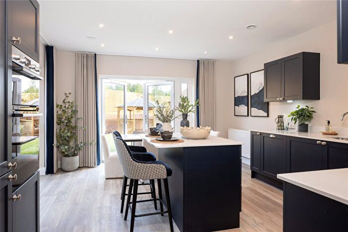 4 Bedroom Detached House For Sale In White Barrow Lane, Basingstoke, Hampshire, RG23