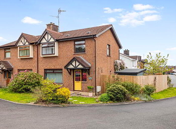 3 Bedroom Semi-Detached House For Sale In Ashbourne Park, Lisburn, BT27