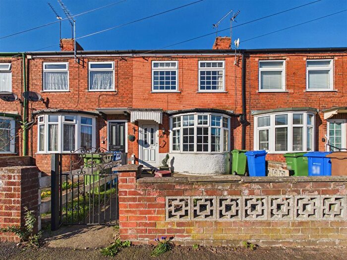 2 Bedroom Terraced House For Sale In Richmond Road, Hessle, HU13