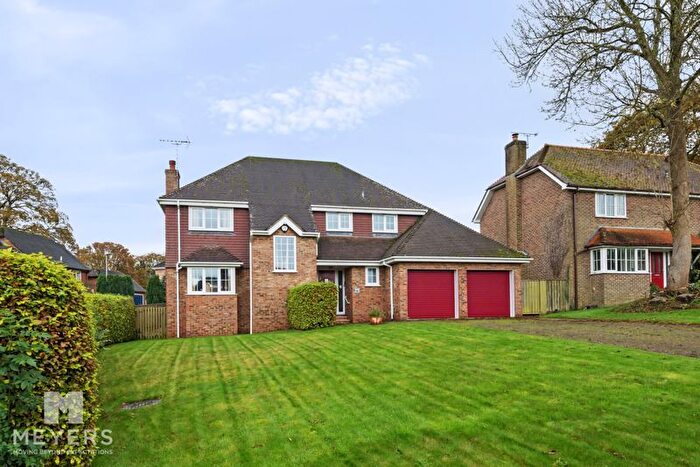 4 Bedroom Detached House For Sale In White Lovington, Bere Regis, BH20