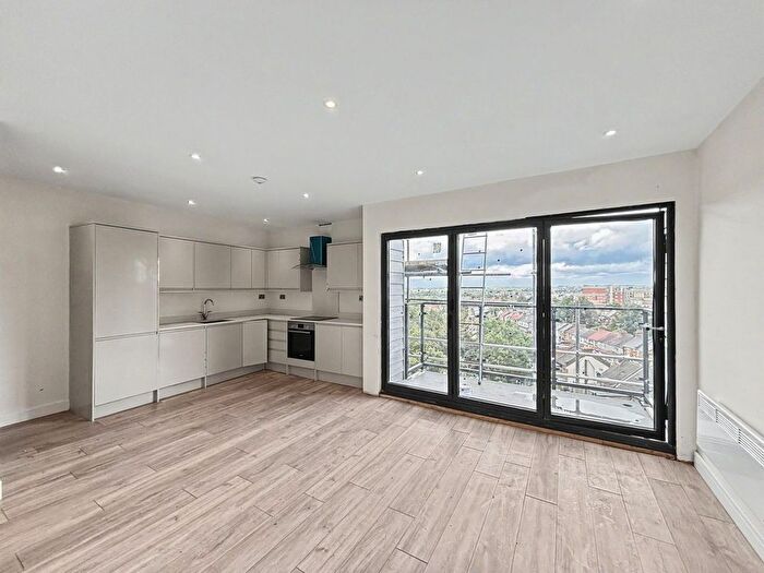 1 Bedroom Flat To Rent In Flat, Northolt Road, South Harrow, HA2