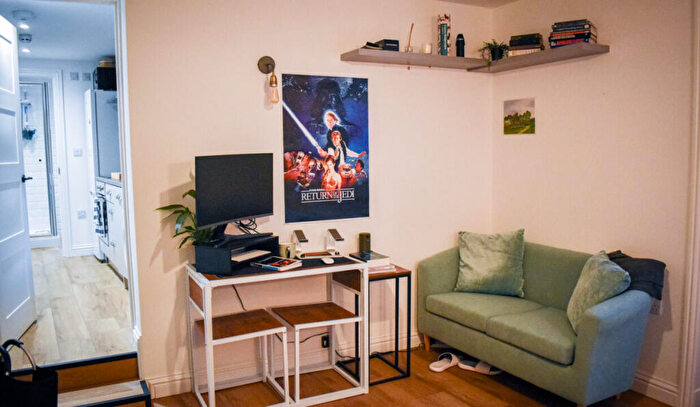 1 Bedroom Terraced House To Rent In Bedroom Student Property In !!, LN2