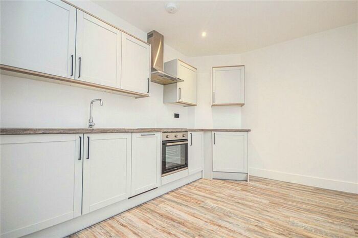 1 Bedroom Apartment To Rent In Kingsbridge Point, Town Centre, Swindon, SN1
