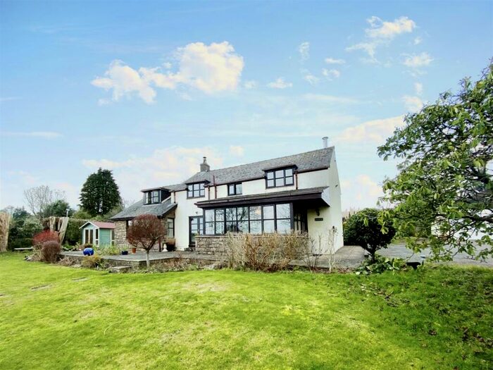 4 Bedroom Detached House For Sale In Llandevaud, Newport, NP18