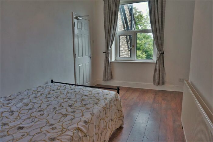 1 Bedroom Apartment To Rent In Moorhead Lane, Shipley, BD18
