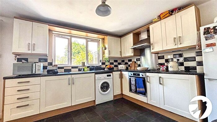 2 Bedroom Bungalow To Rent In Wood Street, Swanley, Kent, BR8