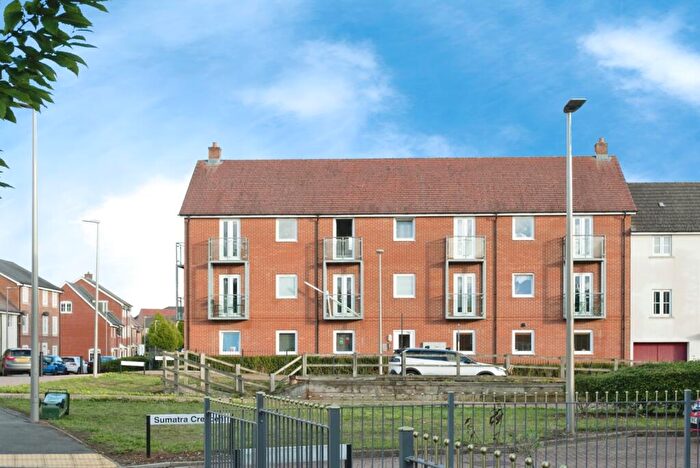 2 Bedroom Flat For Sale In Tobago Drive, Newton Leys, Bletchley, Milton Keynes, MK3