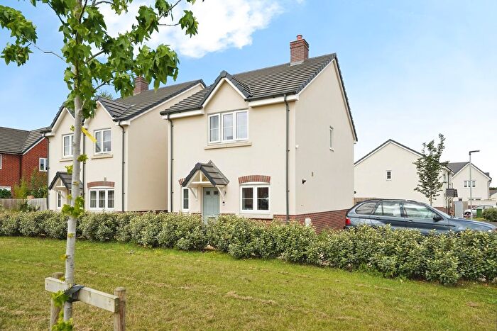 3 Bedroom Detached House For Sale In Nolder Way, Dursley, Gloucestershire, GL11
