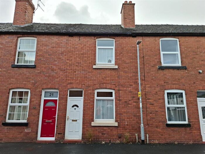 3 Bedroom Terraced House To Rent In Gaunt Street, Leek, ST13