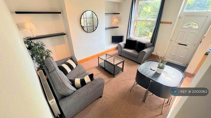 4 Bedroom Terraced House To Rent In Argie Road, Leeds, LS4