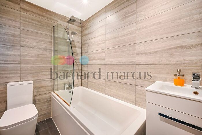 1 Bedroom Flat To Rent In Jeffreys Road, London, SW4