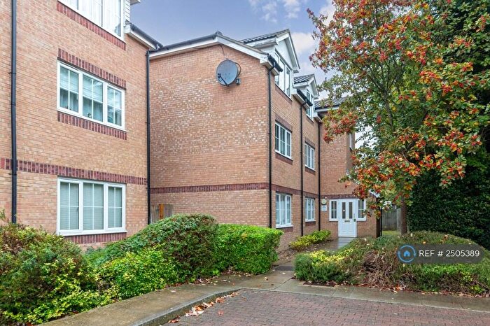 1 Bedroom Flat To Rent In Summers Lodge, Letchworth Garden City, SG6