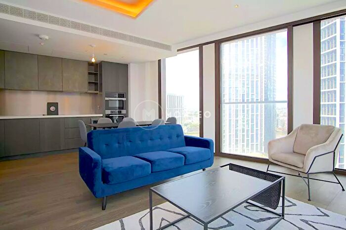 3 Bedroom Flat To Rent In One Thames City, Carnation Way, London, SW8