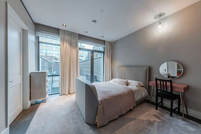 3 Bedroom Terraced House For Sale In Young Street, London, W8