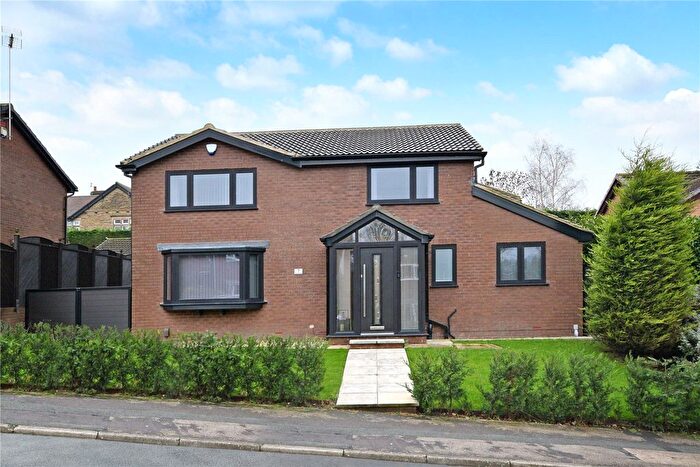 4 Bedroom Detached House To Rent In Westwood Side, Morley, Leeds, West Yorkshire, LS27