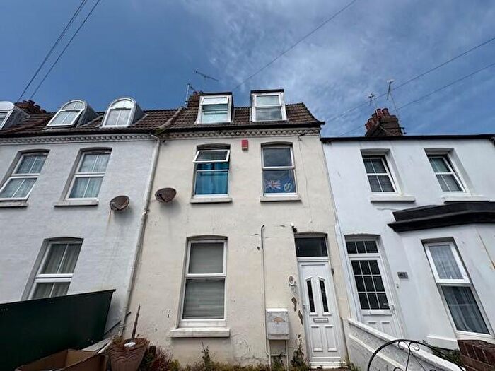 1 Bedroom House To Rent In Longstone Road, Eastbourne, BN21
