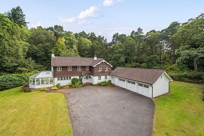 6 Bedroom Detached House For Sale In Botany Hill, The Sands, Farnham, GU10