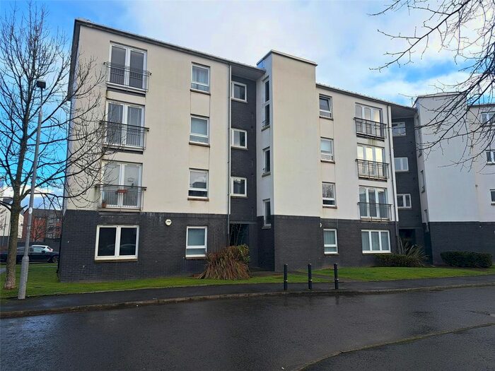 2 Bedroom Flat To Rent In Redshank Avenue, Renfrew, Renfrewshire, PA4