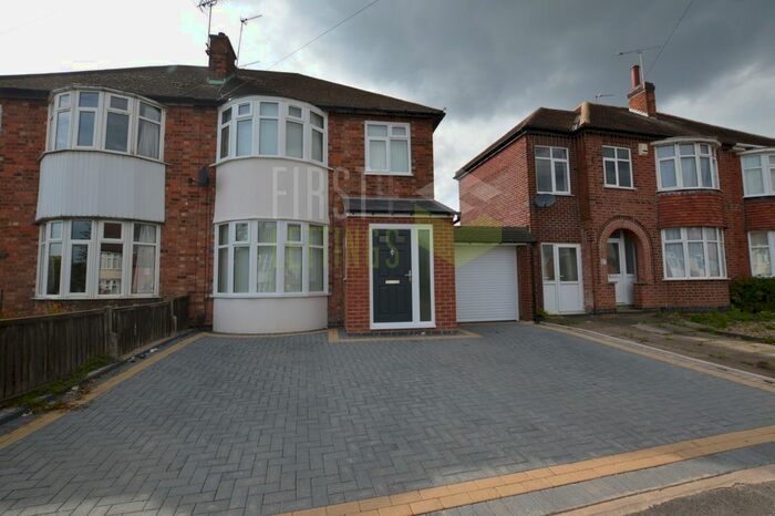 3 Bedroom Semi-Detached House To Rent In Aberdale Road, Leicester LE2