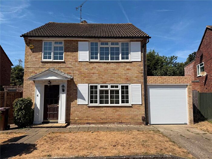 3 Bedroom Detached House For Sale In Wilton Place, New Haw, Addlestone, Surrey, KT15