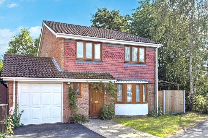 4 Bedroom Detached House For Sale In Eddington Road, Bracknell, Berkshire, RG12