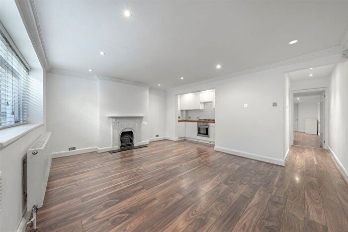 2 Bedroom Flat To Rent In Edis Street, Primrose Hill, London, NW1
