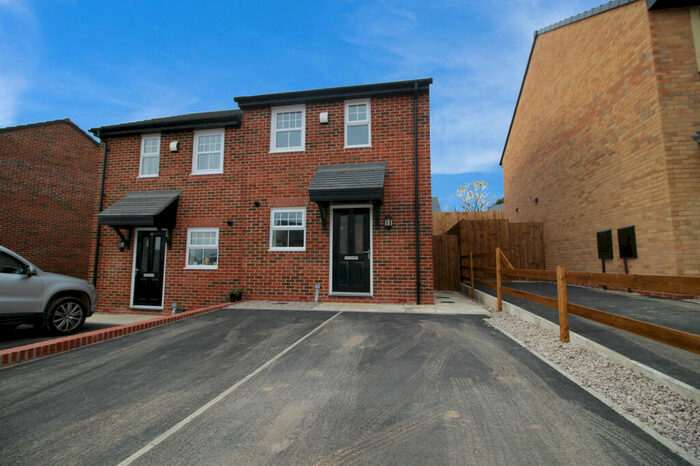 2 Bedroom Semi-Detached House For Sale In Broomfield Road, Longridge, PR3