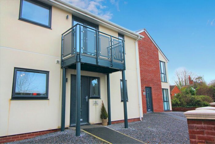 2 Bedroom Flat To Rent In Church Road, Alphington, Exeter, EX2