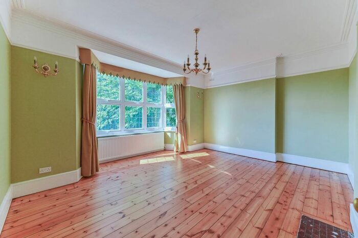 6 Bedroom Detached House To Rent In Russell Hill, Purley, CR8