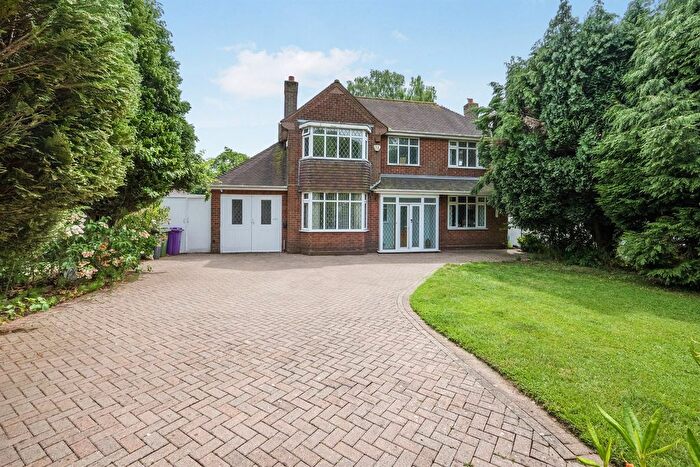 3 Bedroom Detached House For Sale In Lichfield Road, Wednesfield, Wolverhampton, WV11