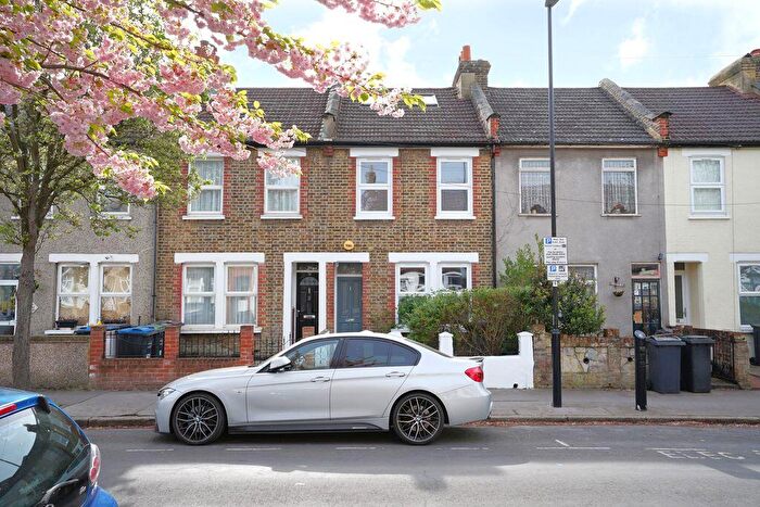 3 Bedroom Terraced House For Sale In Edward Road, Addiscombe, CR0