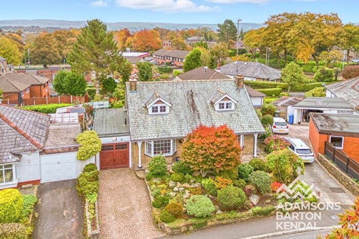 3 Bedroom Detached Bungalow For Sale In Moorland Avenue, Norden, OL11